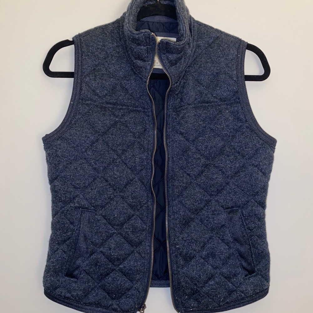 Abercrombie and Fitch vest